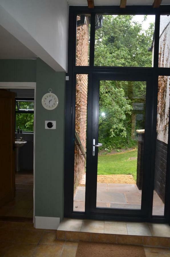 Bucket Lock Cottage Warwick  Exterior photo